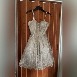 Elegant Gold Lace Evening Dress